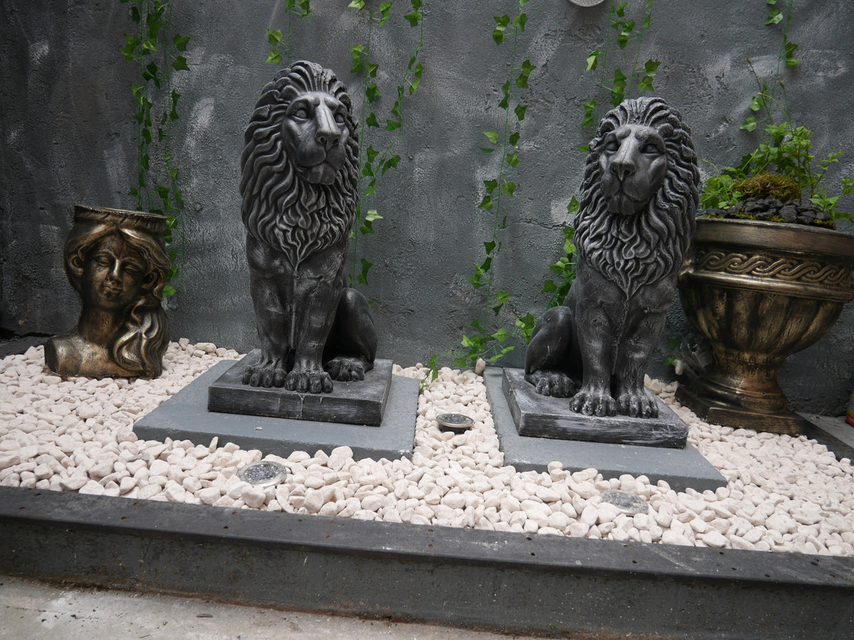 Garden Ornaments UK – Concrete Planters & Horse Busts