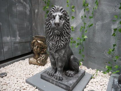 Peluno Royal Guardian Lion Statues (Pair) – Black & White Finish